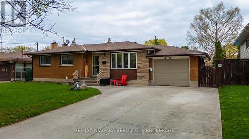 36 ST LAWRENCE DRIVE  St. Catharines (Bunting/Linwell), ON L2M 2T9