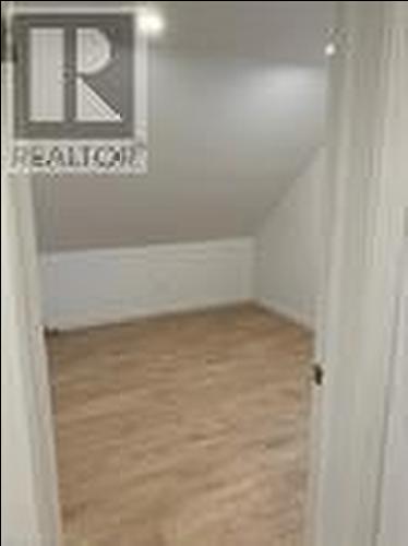 50 Fifth Street, Welland (Lincoln/Crowland), ON - Indoor