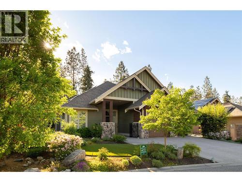 4149 Gallaghers Fairway S, Kelowna, BC - Outdoor With Facade