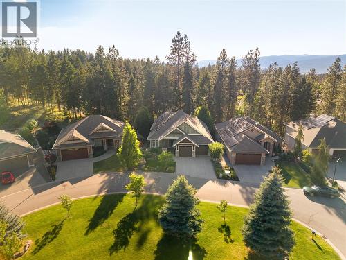 4149 Gallaghers Fairway S, Kelowna, BC - Outdoor