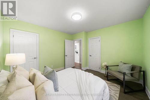 995 Garrard Avenue, Mississauga, ON - Indoor Photo Showing Bedroom