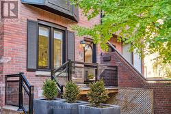 88 ASQUITH AVENUE  Toronto, ON M4W 1J8