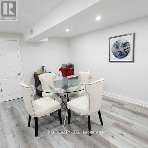 2595 Windjammer Road, Mississauga, ON - Indoor Photo Showing Dining Room