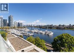 606 1288 MARINASIDE CRESCENT Vancouver, BC V6Z 2W5