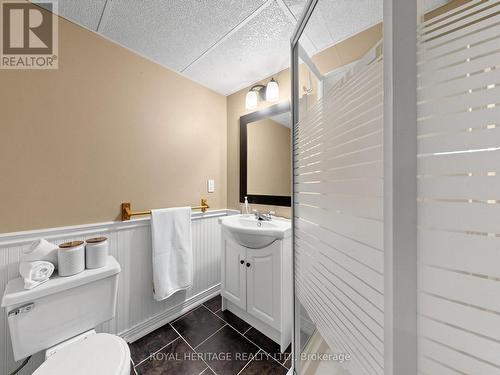 Fourth bathroom - 1237 Fieldstone Circle N, Pickering, ON - Indoor Photo Showing Bathroom