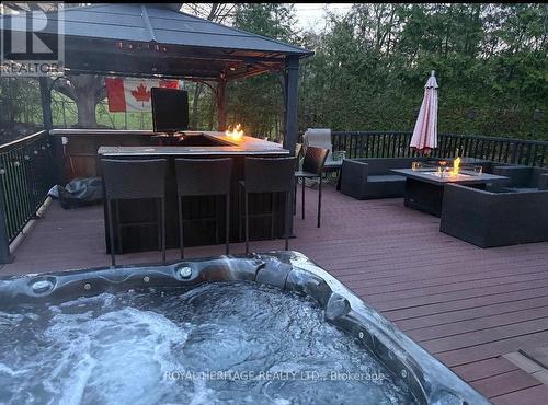 1237 Fieldstone Circle N, Pickering, ON - Outdoor With Deck Patio Veranda With Exterior