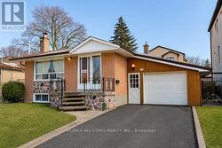 394 OSIRIS DRIVE Richmond Hill, ON L4C 2P9