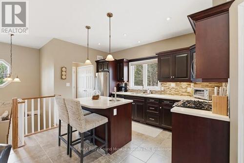 132 Lawson Drive, Kearney, ON - Indoor