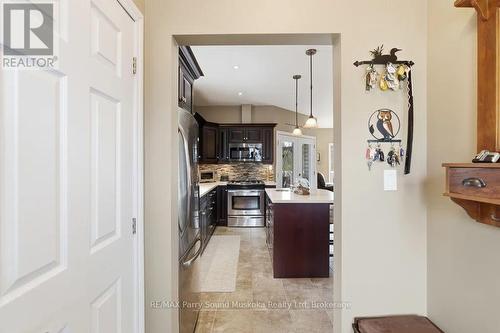132 Lawson Drive, Kearney, ON - Indoor Photo Showing Kitchen