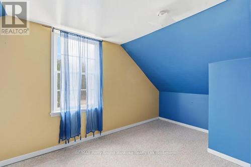 132 Lawson Drive, Kearney, ON - Indoor Photo Showing Other Room