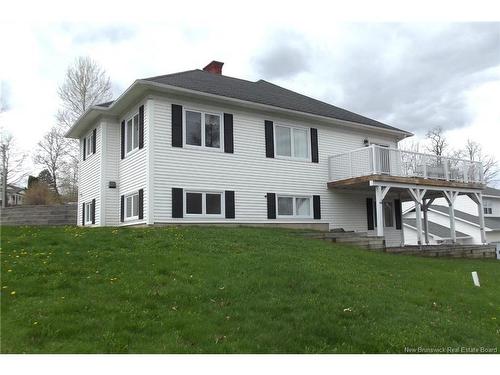 15 Talisman Cres, Fredericton, NB 