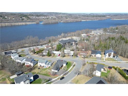 15 Talisman Cres, Fredericton, NB 