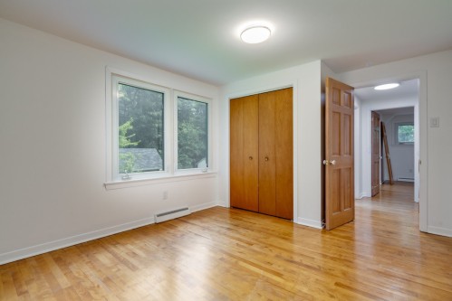 Chambre à coucher - 366 Rue Main, Hudson, QC - Indoor Photo Showing Other Room