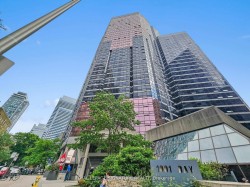 403-1001 Bay Street Toronto, ON M5S 3A6