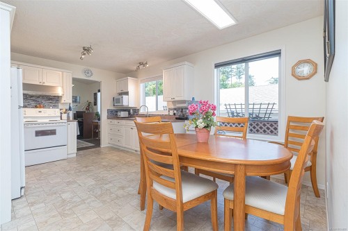 43 Eagle Lane, View Royal, BC 