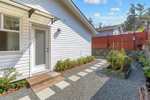 43 Eagle Lane, View Royal, BC 