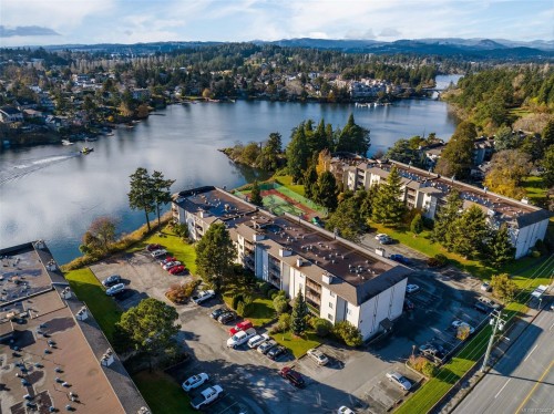 103-73 Gorge Rd WEST Saanich, BC V9A 1L9