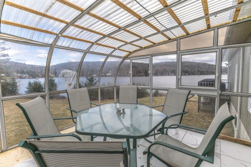 Solarium/Verrière - 5710 Ch. Brassard, Saint-Zénon, QC 