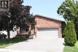 576 TEMPLEMEAD Drive Unit# 2 Hamilton, ON L8W 2T9