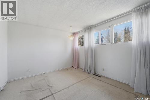 706 Arlington Avenue, Saskatoon, SK - Indoor Photo Showing Other Room