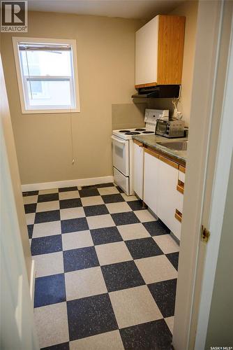 2332 Edgar Street, Regina, SK - Indoor Photo Showing Kitchen