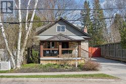 28 COLUMBUS ROAD E Oshawa (Columbus), ON L1H 7K4