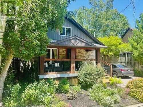 28 COLUMBUS ROAD E  Oshawa (Columbus), ON L1H 7K4