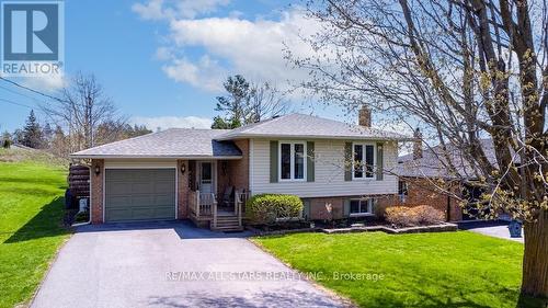 53 HILLSIDE DRIVE  Kawartha Lakes (Lindsay), ON K9V 1A3