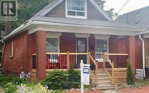 24 WEBBER AVENUE  Hamilton, ON L8N 1W3