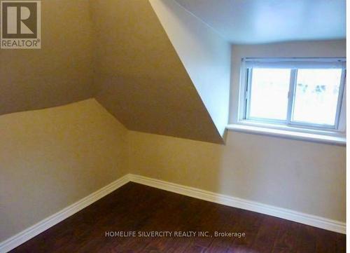 24 Webber Avenue, Hamilton, ON - Indoor Photo Showing Other Room