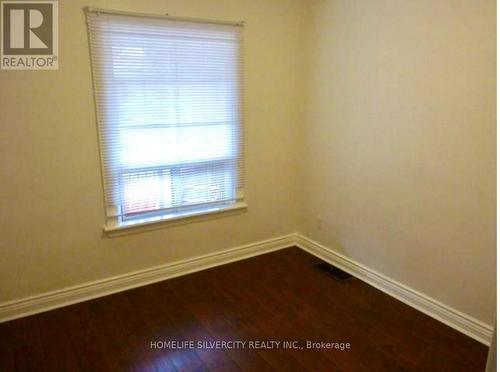 24 Webber Avenue, Hamilton, ON - Indoor Photo Showing Other Room