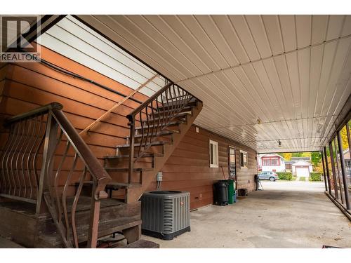 1224 Third Avenue, Trail, BC - Indoor