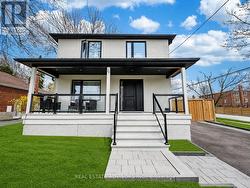 29 RANWOOD DRIVE Toronto, ON M9N 3G2