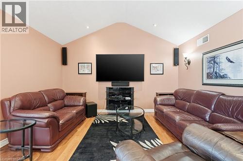 44 Selkirk Avenue, Hamilton, ON - Indoor Photo Showing Living Room