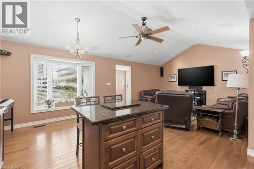 44 Selkirk Avenue, Hamilton, ON - Indoor