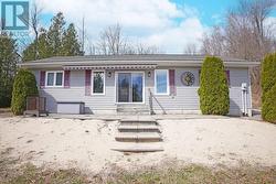 35 BRYANT STREET  South Bruce Peninsula, ON N0H 2T0