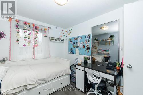 64 - 77 Linwell Road, St. Catharines (Lakeport), ON - Indoor Photo Showing Bedroom