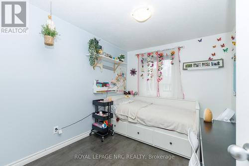 64 - 77 Linwell Road, St. Catharines (Lakeport), ON - Indoor Photo Showing Bedroom