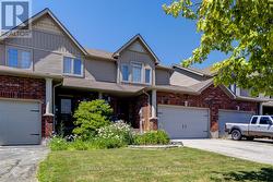 60 BARR STREET Collingwood, ON L9Y 0E6