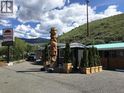 1197 COLLINS Road  Cache Creek, BC V0K 1H0