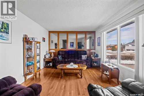 503 Bennett Drive, Prince Albert, SK - Indoor Photo Showing Living Room