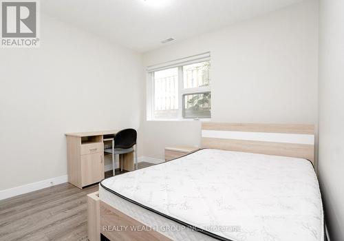 113 - 288 Albert Street, Waterloo, ON - Indoor Photo Showing Bedroom