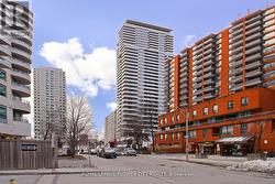 716 - 50 DUNFIELD AVENUE Toronto, ON M4S 0E4