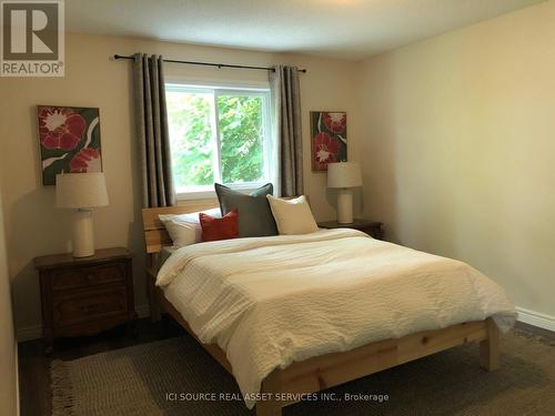 98 Summers Drive, Thorold, ON - Indoor Photo Showing Bedroom