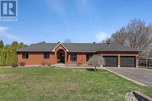 6567 COURTLAND GROVE CRESCENT  Ottawa, ON K4P 1G5