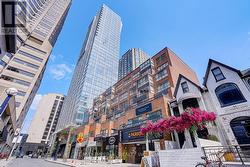2210 - 188 CUMBERLAND STREET Toronto, ON M5R 0B6