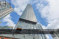 4007 - 8 WELLESLEY STREET W Toronto, ON M4Y 0J5