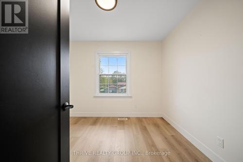 2008 Royal Crescent, London East (East I), ON - Indoor Photo Showing Other Room