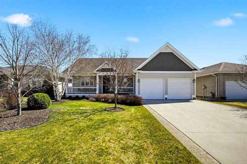 15 CASTLEROCK Cove  Steinbach, MB R5G 2B1
