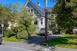 143 Government St Victoria, BC V8V 2K6